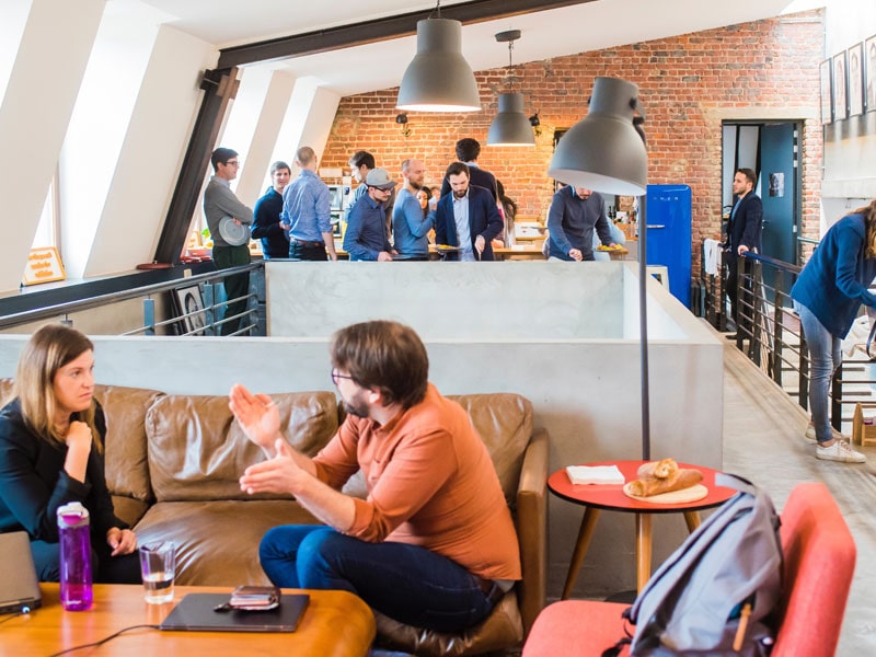 Quick guide on business with friends.